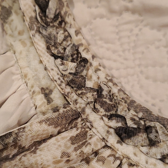 Snake print top - Picture 3 of 4